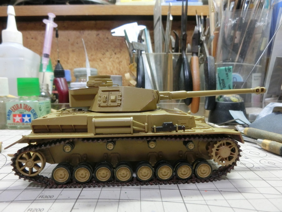 バンダイ1/48 ドイツⅣ号戦車H型 10: 日の丸航空隊の模型日記