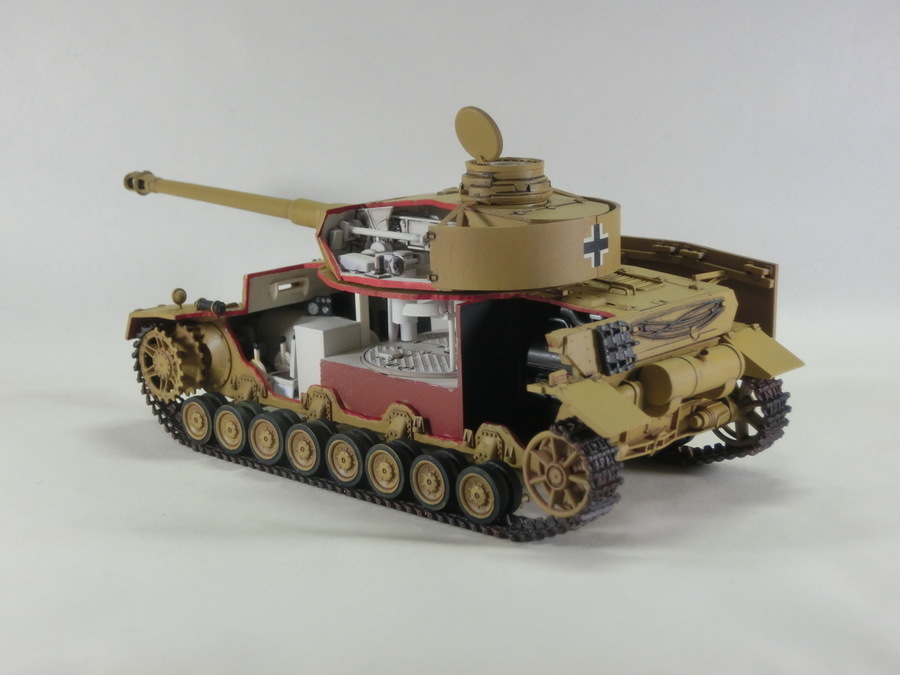 バンダイ1/48 ドイツⅣ号戦車H型 10: 日の丸航空隊の模型日記
