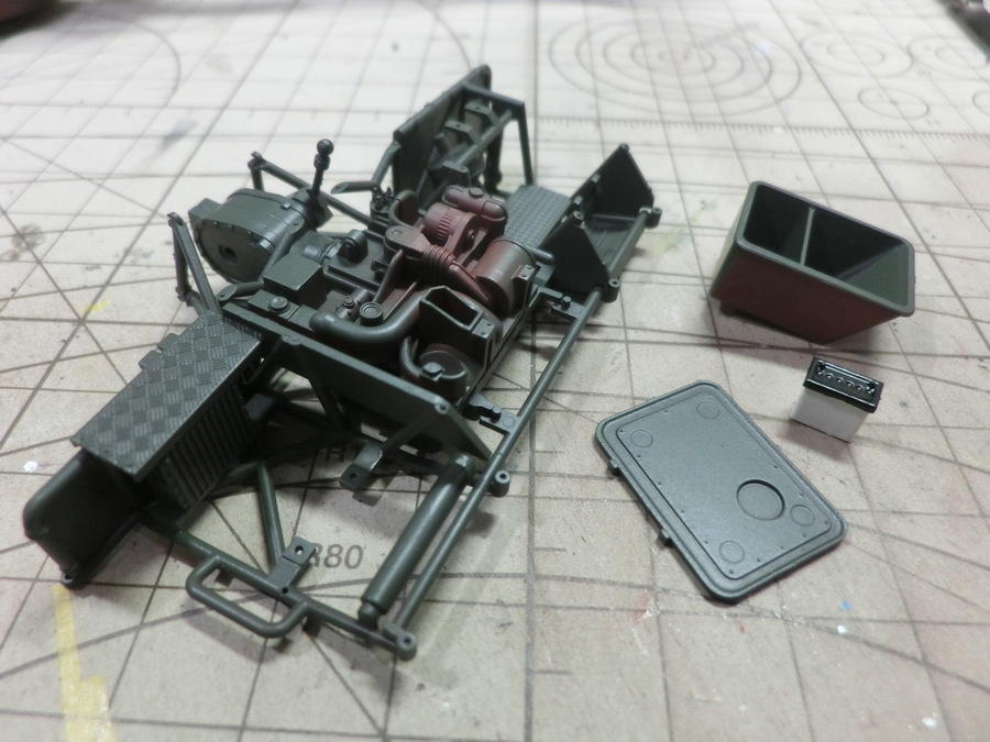 ホビージャパン1/35 FH-70 155mm榴弾砲 制作記 5: 日の丸航空隊