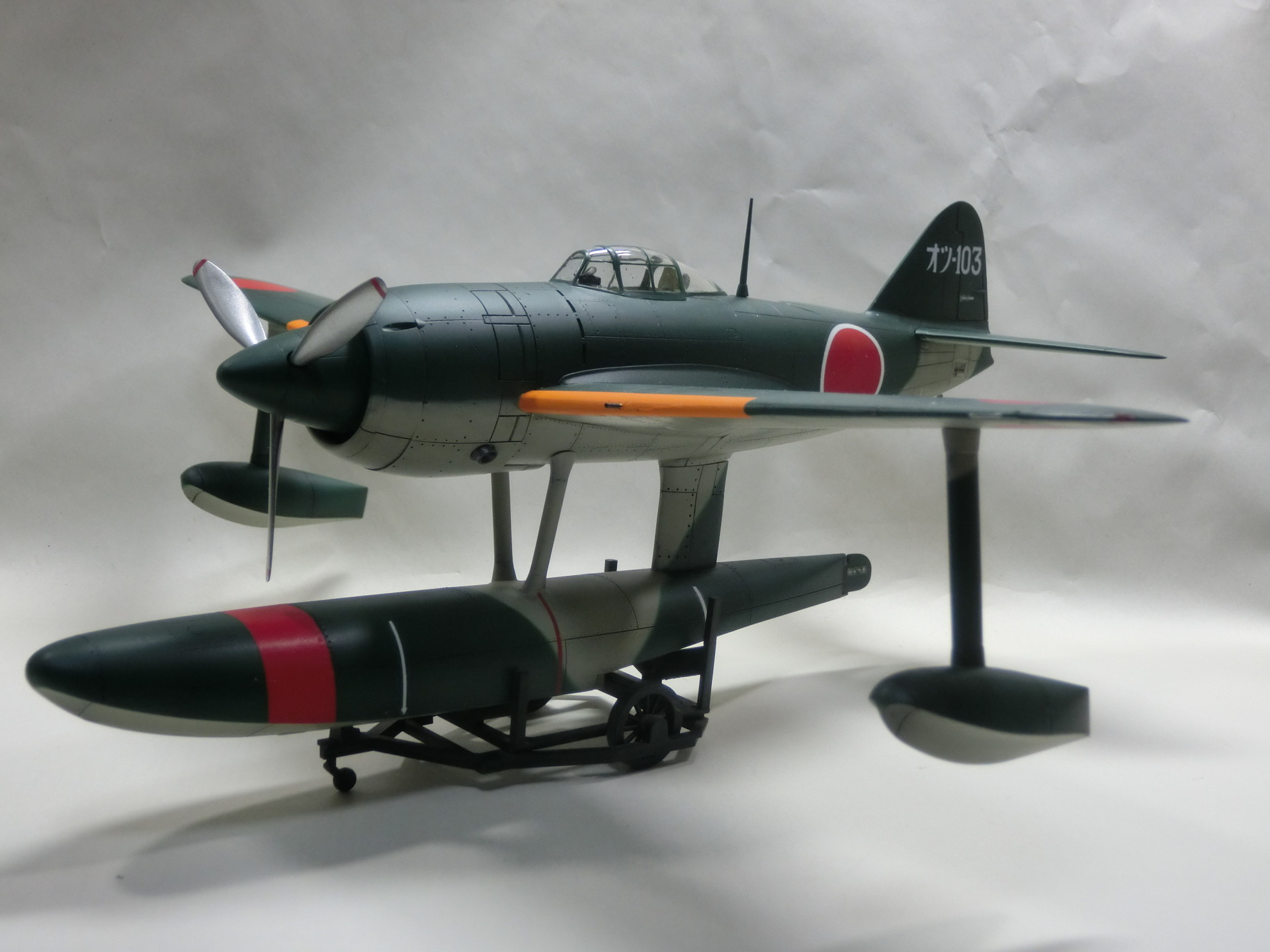 タミヤ1/48 川西 強風11型 制作記 10: 日の丸航空隊の模型日記