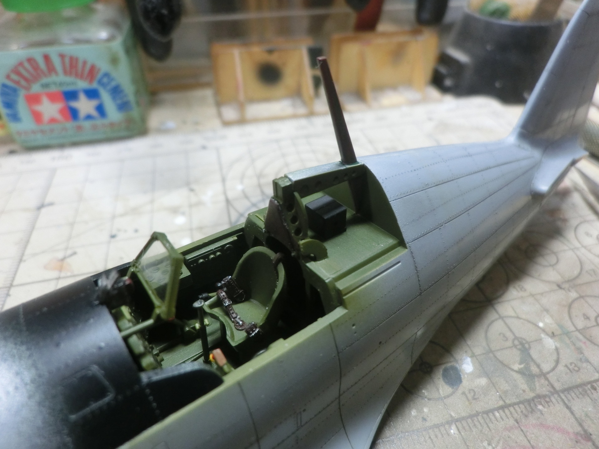 ハセガワ1/48 雷電21型 制作記 7: 日の丸航空隊の模型日記